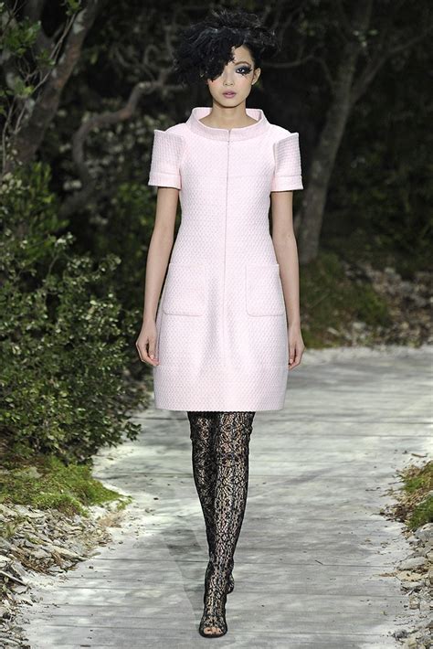 chanel couture spring 2013 set design|Chanel Spring Couture 2013 .